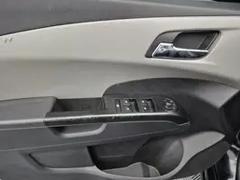 2015  Chevrolet Sonic - Image 20