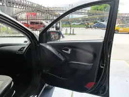 2012  Hyundai Tucson - Image 24