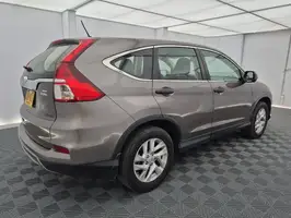 2016  Honda Cr - Image 17