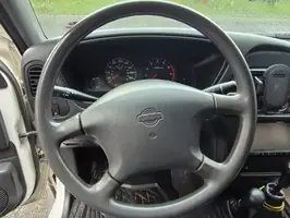 2000  Nissan Pathfinder - Image 23