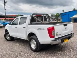 2018  Nissan Frontier - Image 27