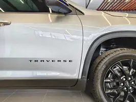 2025  Chevrolet Traverse - Image 11