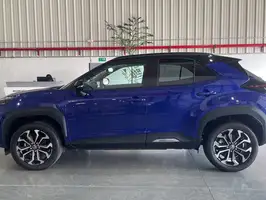 2025  Toyota Yaris - Image 11