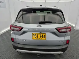 2024  Ford Escape - Image 40