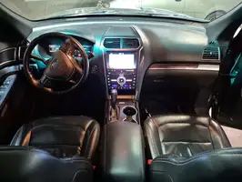 2017  Ford Explorer - Image 25