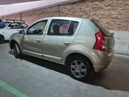 2016  Renault Sandero - Image 33