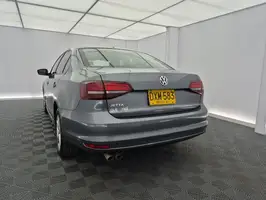 2018  Volkswagen Jetta - Image 13