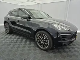 2015  Porsche Unknown - Image 20