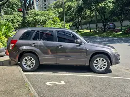 2014  Suzuki Grand - Image 17