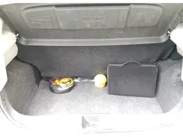 2019  Nissan March - Image 13