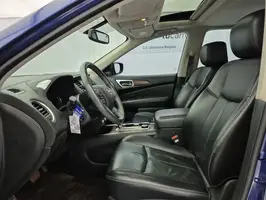 2018  Nissan Pathfinder - Image 16