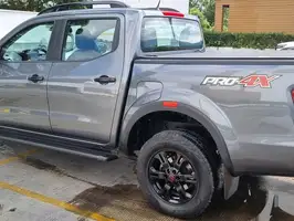 2025  Nissan Frontier - Image 11