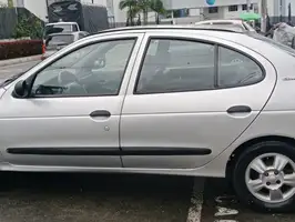 2005  Renault Megane - Image 10