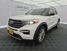 2023  Ford Explorer - Image 18