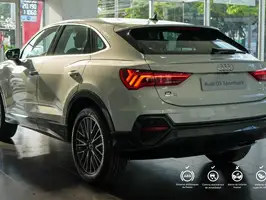 2025  Audi Q3 - Image 11