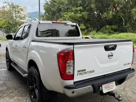 2016  Nissan Frontier - Image 15