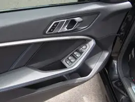 2022  Bmw Serie - Image 17