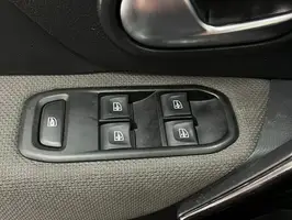 2023  Renault Sandero - Image 17