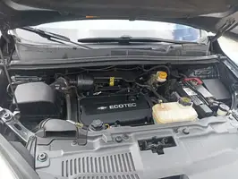 2014  Chevrolet Tracker - Image 40