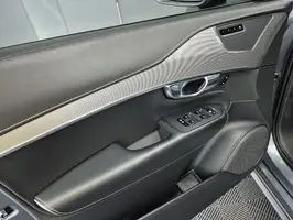 2019  Volvo Unknown - Image 20