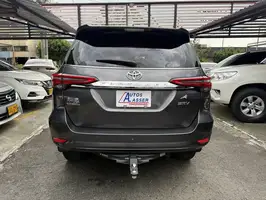 2022  Toyota Fortuner - Image 10