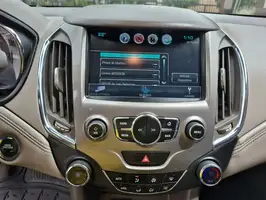 2017  Chevrolet Cruze - Image 24