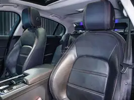 2019  Jaguar Unknown - Image 17