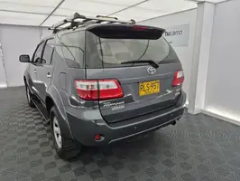 2012  Toyota Fortuner - Image 12