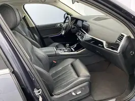 2019  Bmw X5 - Image 42