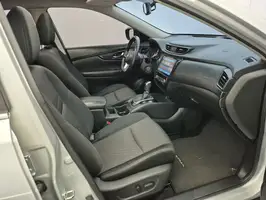 2019  Nissan X - Image 41