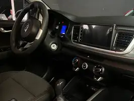 2022  Kia Rio - Image 18