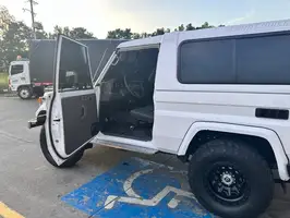 1996  Toyota Land - Image 16