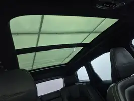 2019  Volvo Unknown - Image 18