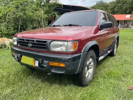 1998  Nissan Pathfinder - Image 8