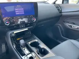 2025  Lexus Unknown - Image 27