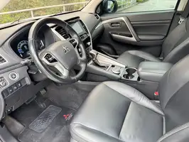 2021  Mitsubishi Unknown - Image 30