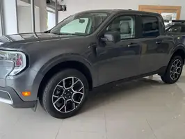 2025  Ford Maverick - Image 9