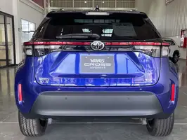 2025  Toyota Yaris - Image 12