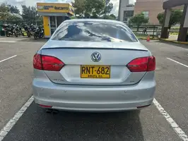 2012  Volkswagen Jetta - Image 33
