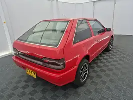 1995  Mazda 323 - Image 17