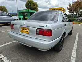 2015  Nissan Sentra - Image 35