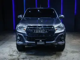 2020  Toyota Hilux - Image 12