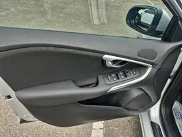 2019  Volvo Unknown - Image 19