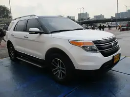 2014  Ford Explorer - Image 26