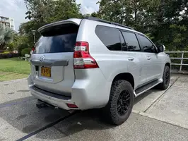 2011  Toyota Prado - Image 11