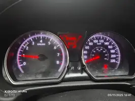 2013  Nissan Versa - Image 12