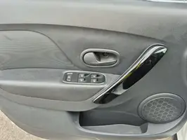 2022  Renault Logan - Image 37