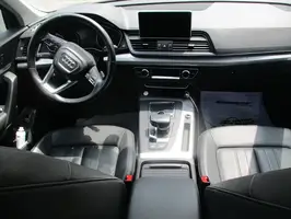 2019  Audi Q5 - Image 19