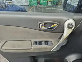 2012  Renault Koleos - Image 39