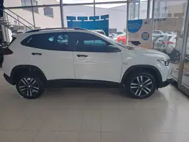 2025  Chevrolet Tracker - Image 10